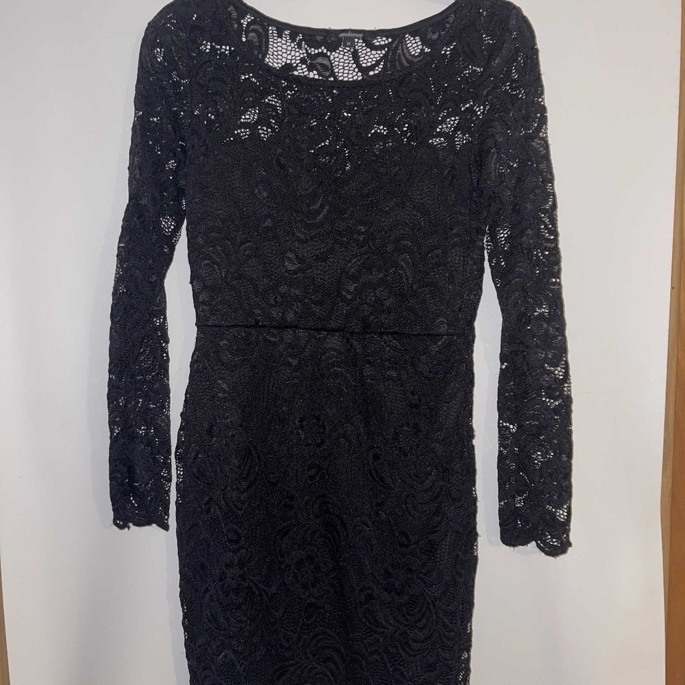 Sweetheart black lace dress